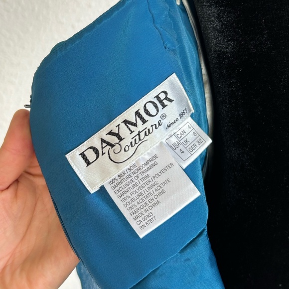 Alexander by Daymor - Halter Tiered Sheath Long Evening Dress - Picture 6 of 7